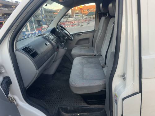 2007 Volkswagen Transporter photo 9