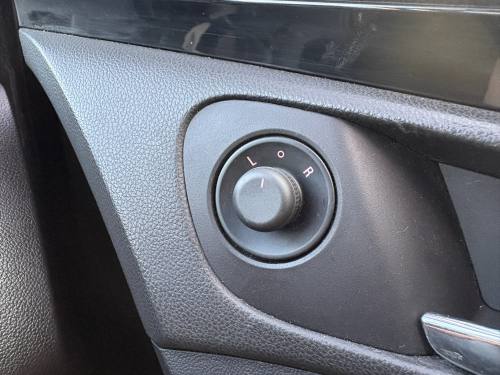 2010 Vauxhall Insignia photo 25