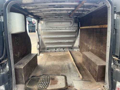 2005 Vauxhall Vivaro photo 15