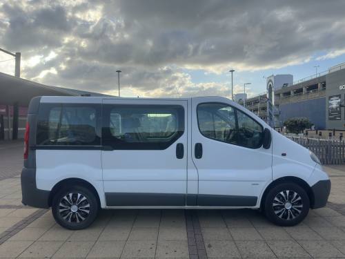 2014 Vauxhall Vivaro Combi Swb photo 7
