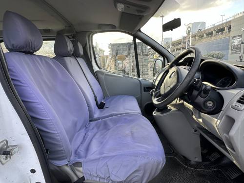 2014 Vauxhall Vivaro Combi Swb photo 10