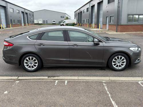 2016 Ford Mondeo photo 7