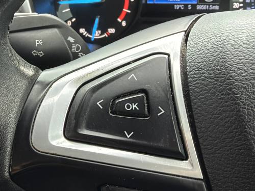 2016 Ford Mondeo photo 27