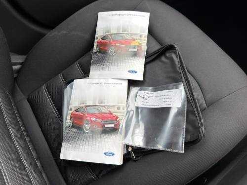 2016 Ford Mondeo photo 37