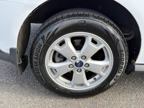 2015 Ford Transit Connect photo 36
