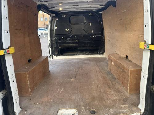 2017 Ford Transit photo 13
