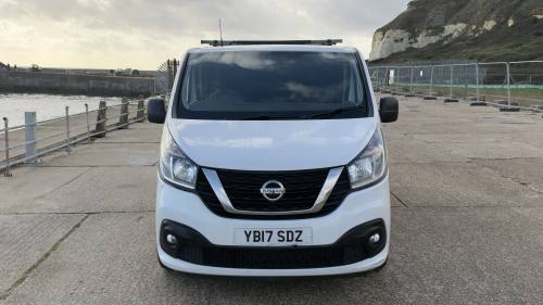 2017 Nissan Nv300 photo 1