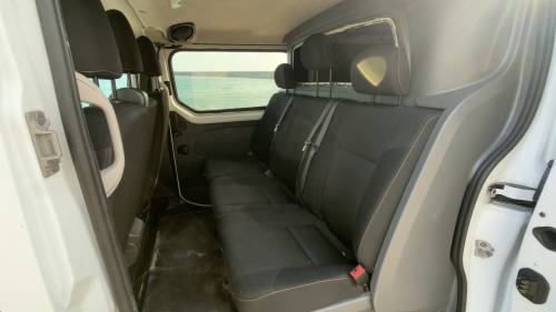 2017 Nissan Nv300 photo 12