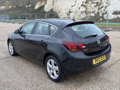 2012 Vauxhall Astra photo 4