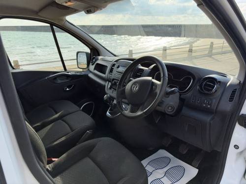 2019 Vauxhall Vivaro photo 9