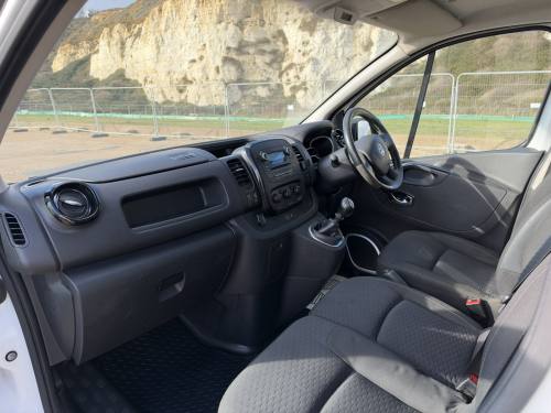 2019 Vauxhall Vivaro photo 10