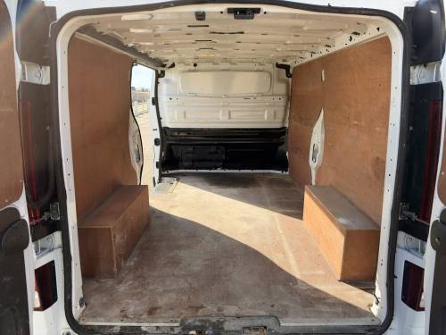 2019 Vauxhall Vivaro photo 19