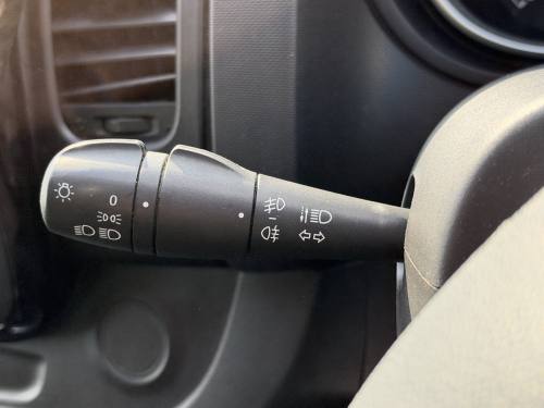 2019 Vauxhall Vivaro photo 25