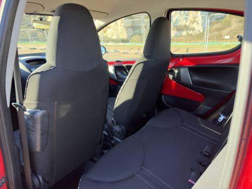 2013 Citroen C1 photo 16