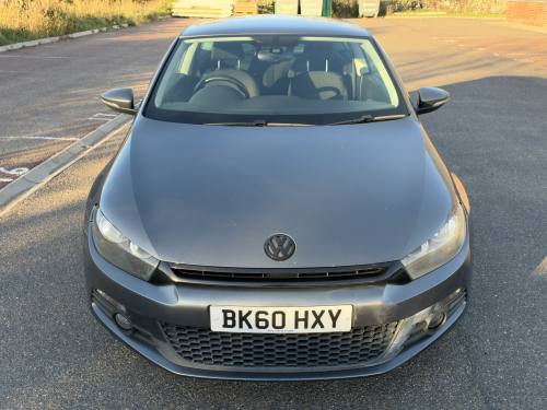 2010 Volkswagen Scirocco photo 1