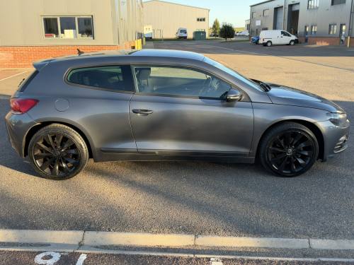 2010 Volkswagen Scirocco photo 7