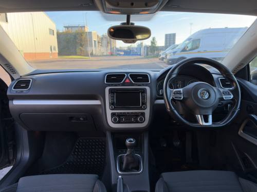 2010 Volkswagen Scirocco photo 12